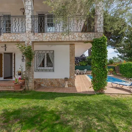 Hauzify I Casa Margalef קלנג'ה